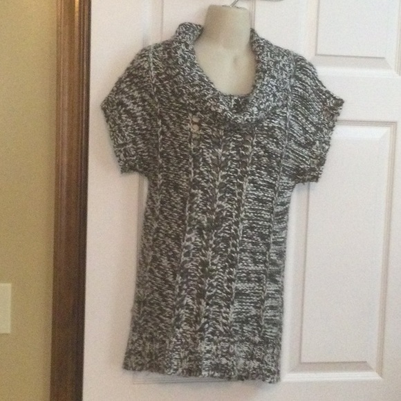 Mudd Sweater Top - Picture 1 of 6